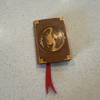 JURASSIC WORLD Or DISNEY DESCENDANTS Book