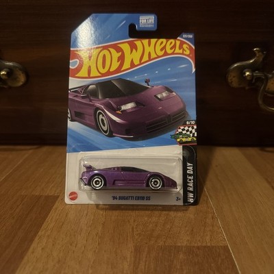 Hot Wheels  94 Bugatti EB110 SS   HW Race Day 9/10   Purple   New