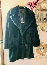 Simply Vera Vera Wang Long Green Plush Jacket Medium NWT