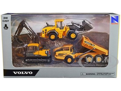 ''VOLVO CONSTRUCTION VEHICLES'' 3 PC SET DIECAST MODEL BY NEW RAY 32095