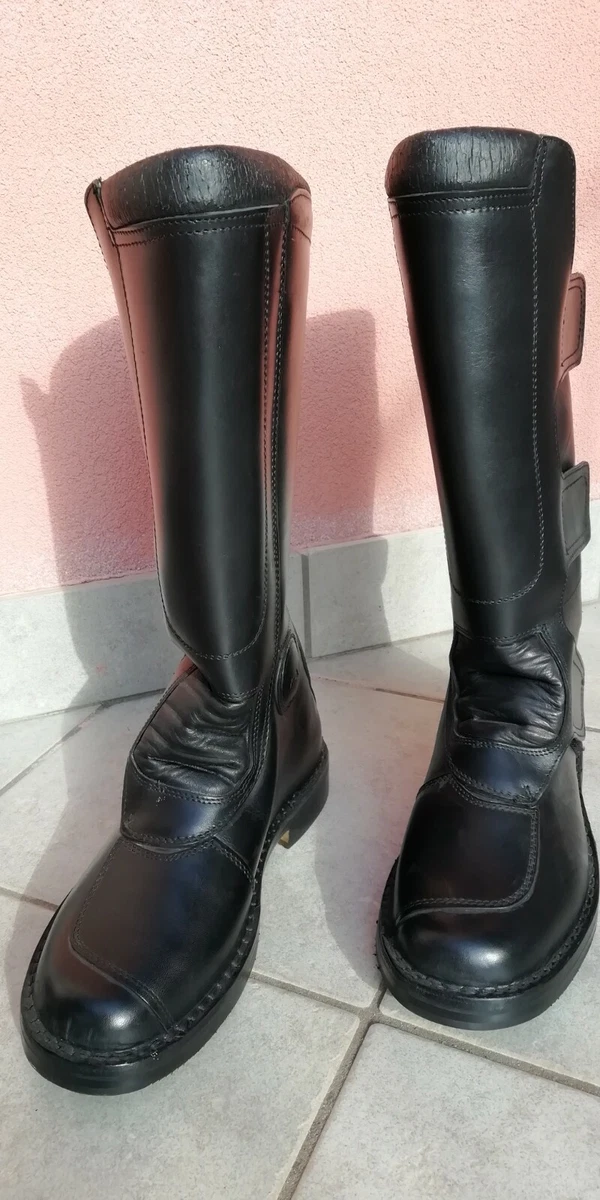 Stivali shop per mototurismo