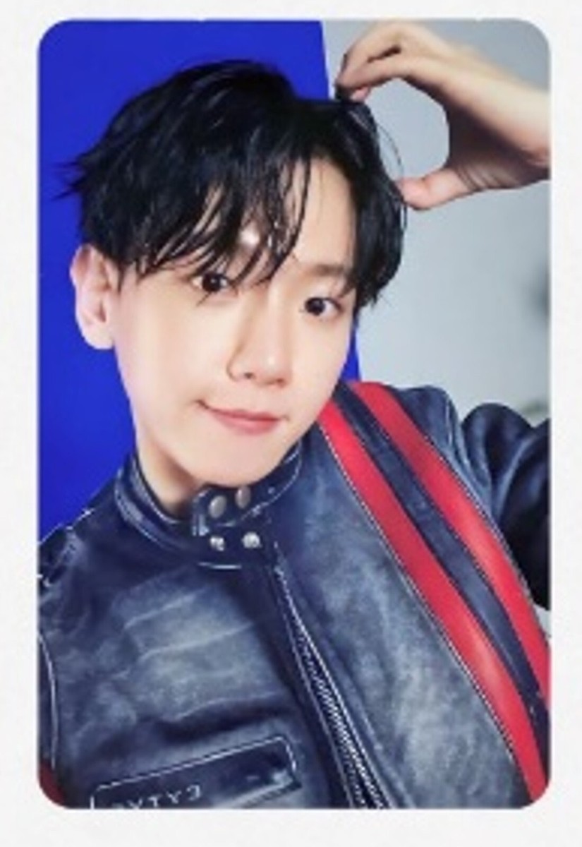 EXO BAEKHYUN HELLO WORLD ALBUM OFFICIAL PHOTOCARD PC | eBay