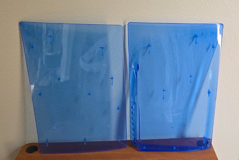 PS5 Disc 825 GB Faceplate Cover  Transparent Blue