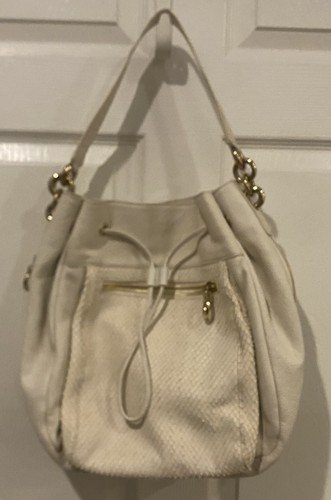 Furla Made In Italy Ivory Genuine Leather Snap/Pull String Shoulder Bag EUC - Picture 1 of 8