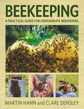 Martin Hann Clare Densley Beekeeping (Paperback)