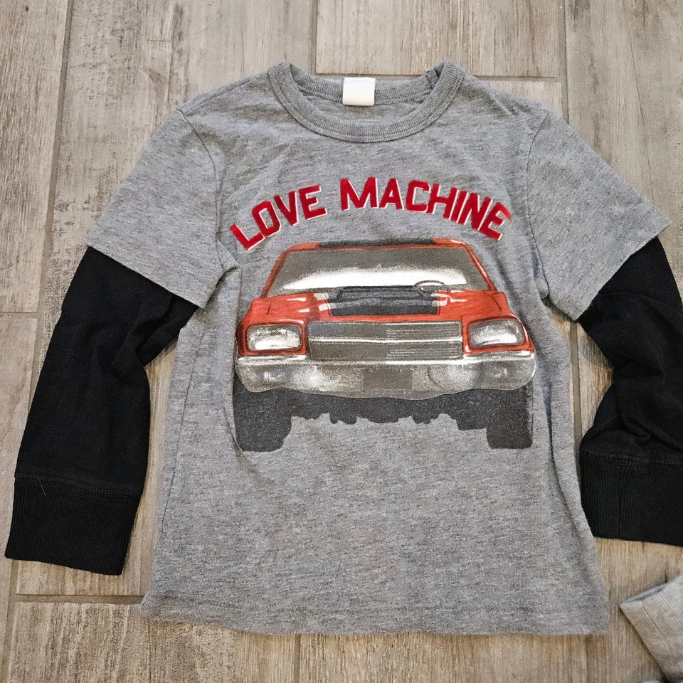 Baby Gap 长袖情人节 T 恤男孩尺寸 2 汽车怪物卡车爱情假期 — 第 4/4 张图片