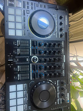 Reloop Mixon 8 Pro 4-Channel 2-Deck DJ Controller Jogwheel Displays USB-C