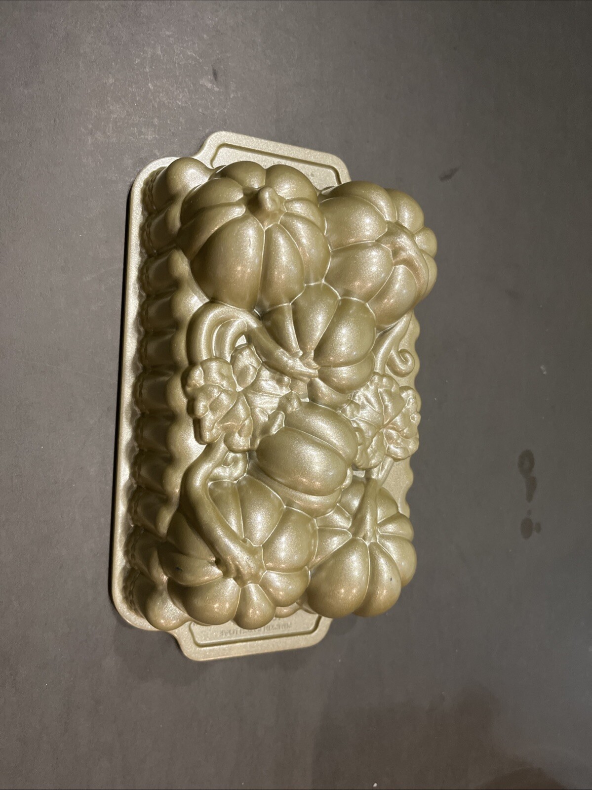 USA Nordic Ware Vintage Pumpkin Patch Loaf Pan 6-Cup 1.4L Mold Bread Pan