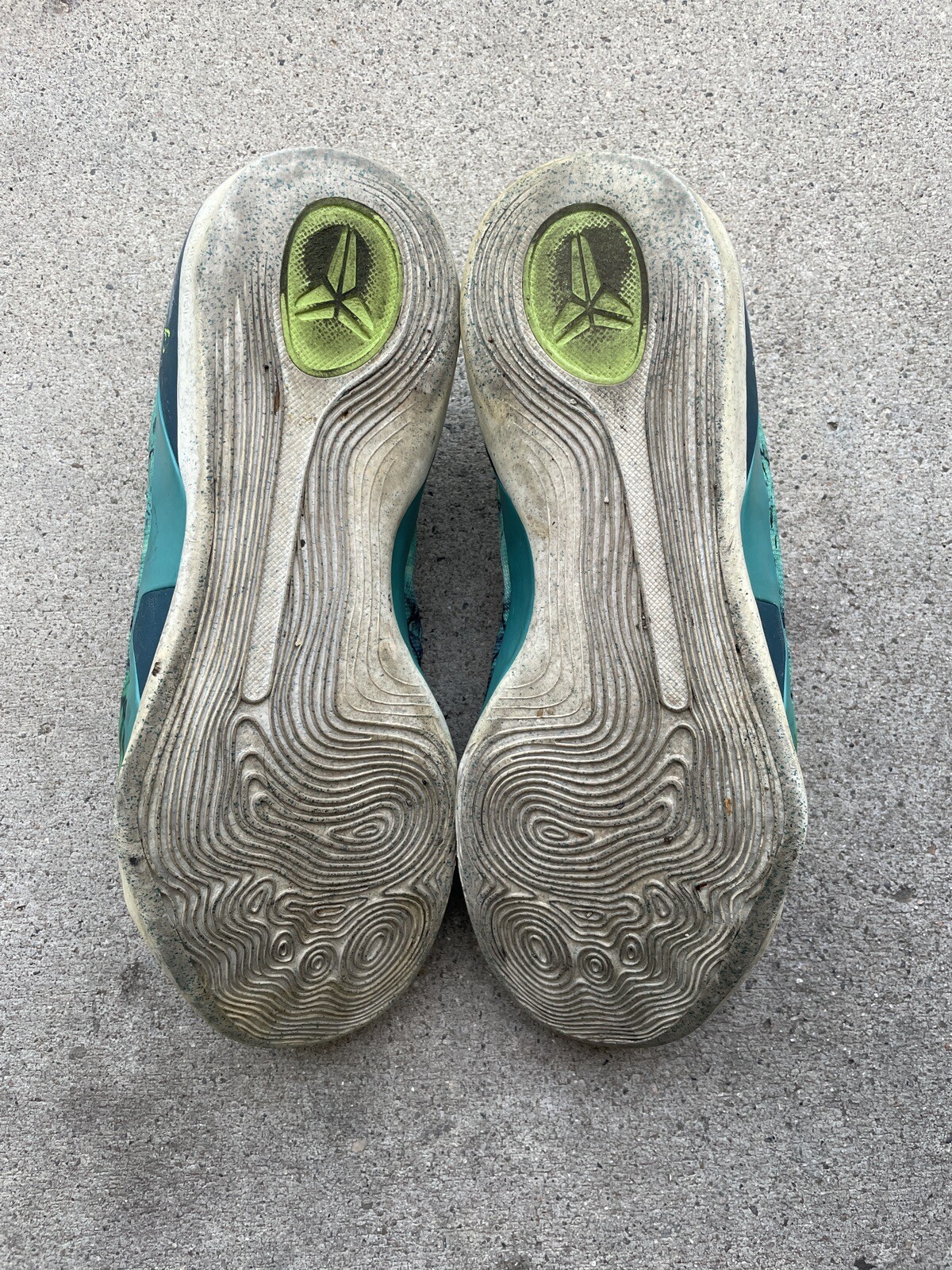 Kobe 9 EM “Easter” - image 4