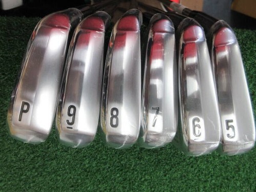 Set De Fers De Golf SRIXON ZX7 Gaucher 5-9, P - Manche Dynamic Gold HT 120 S - Occasion