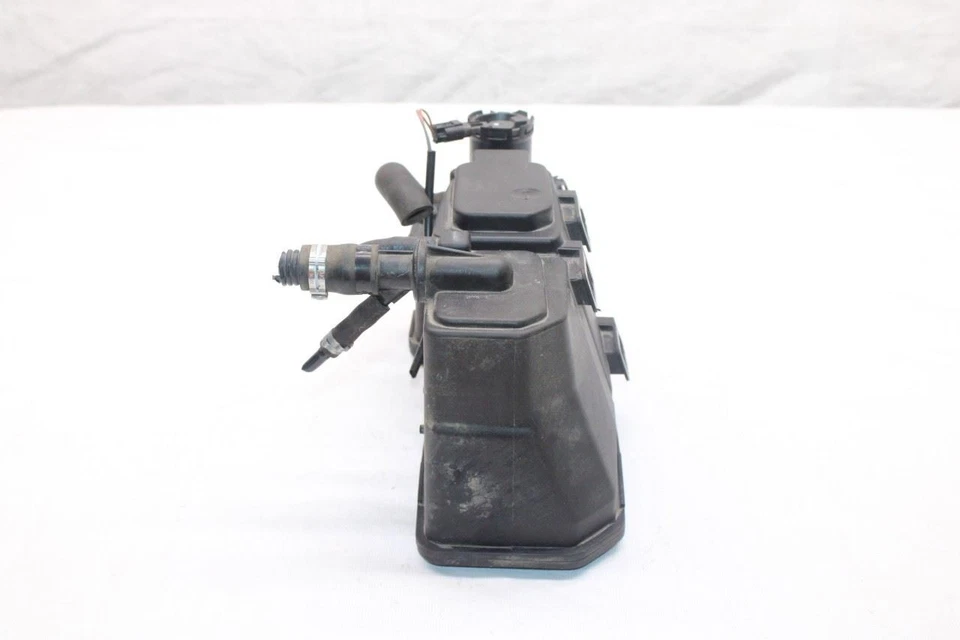 2006 CHRYSLER CROSSFIRE ZH COUPE #377 FUEL CHARCOAL VAPOR CANISTER - Image 3 of 4