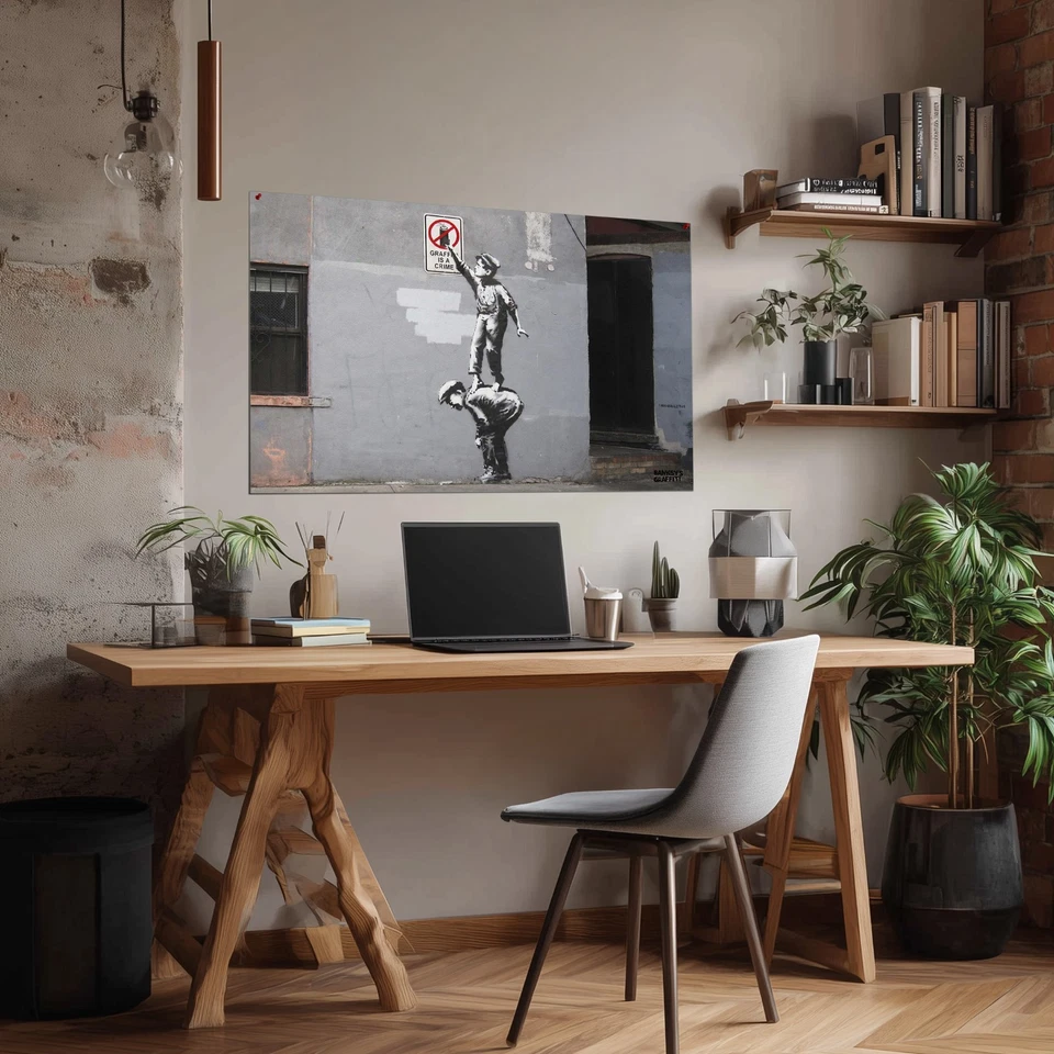 Banksy's Graffiti | Graffiti is a Crime 24x36" (horizontal) impresión artística Foto 3 de 4