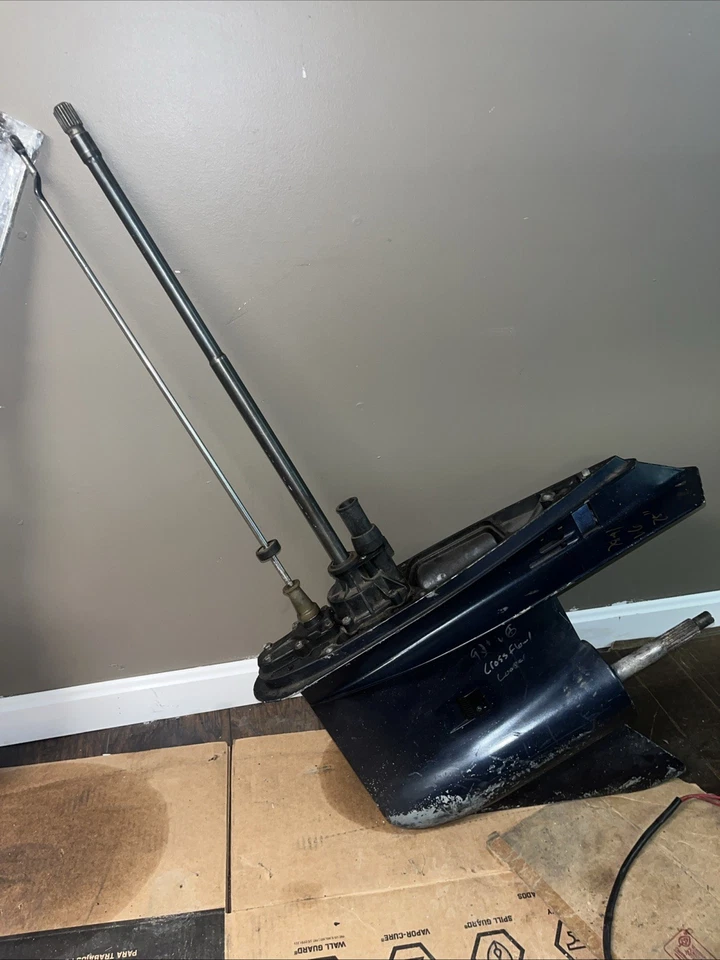 EVINRUDE JOHNSON UNIDAD INFERIOR ETEC FICHT 150/175 hp 60 grados V6 25" caja de cambios X Foto 2 de 4