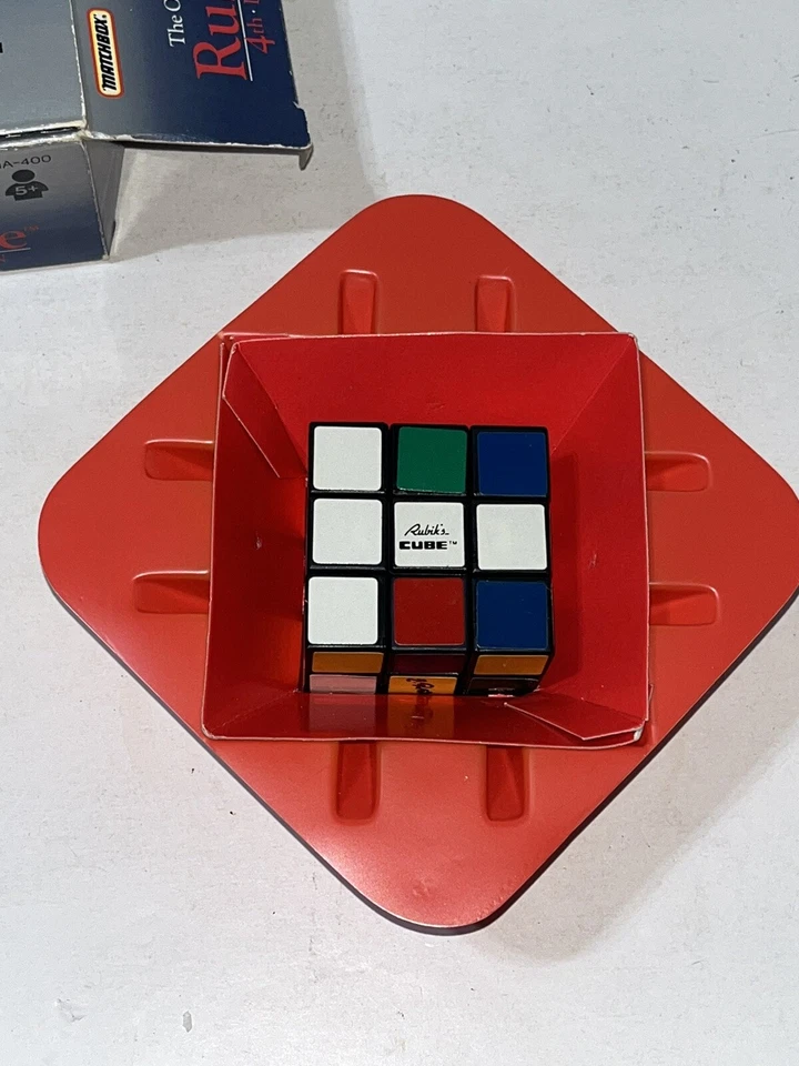 Vintage Matchbox Rubik's Cube 4th Dimension 1989 MA-400 41200 Open Box - Image 3 of 4