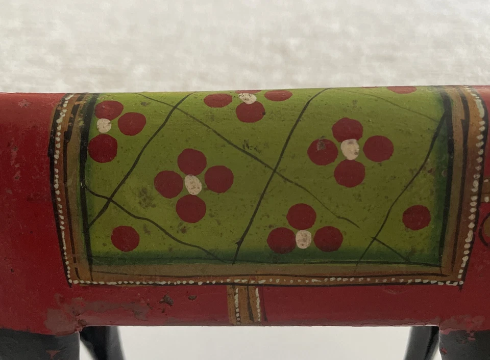 Estatuilla de arte popular de caballo de metal pintada a mano decoración arte del suroeste Foto 4 de 4