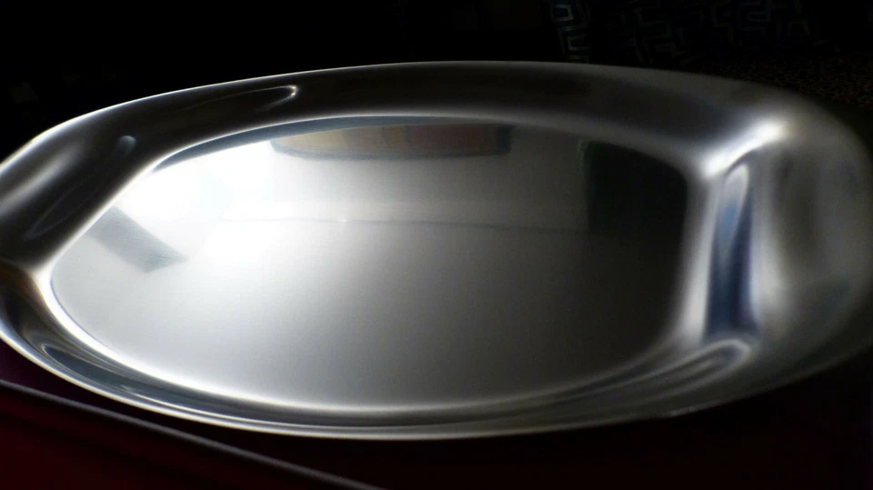 WMF Design, etwa 80er Jahre, Vorlegeplatte, Salatbesteck, Sauciere, Cromargan, e - Bild 2 von 4