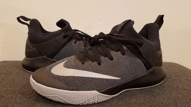 womens basketball shoes clearance