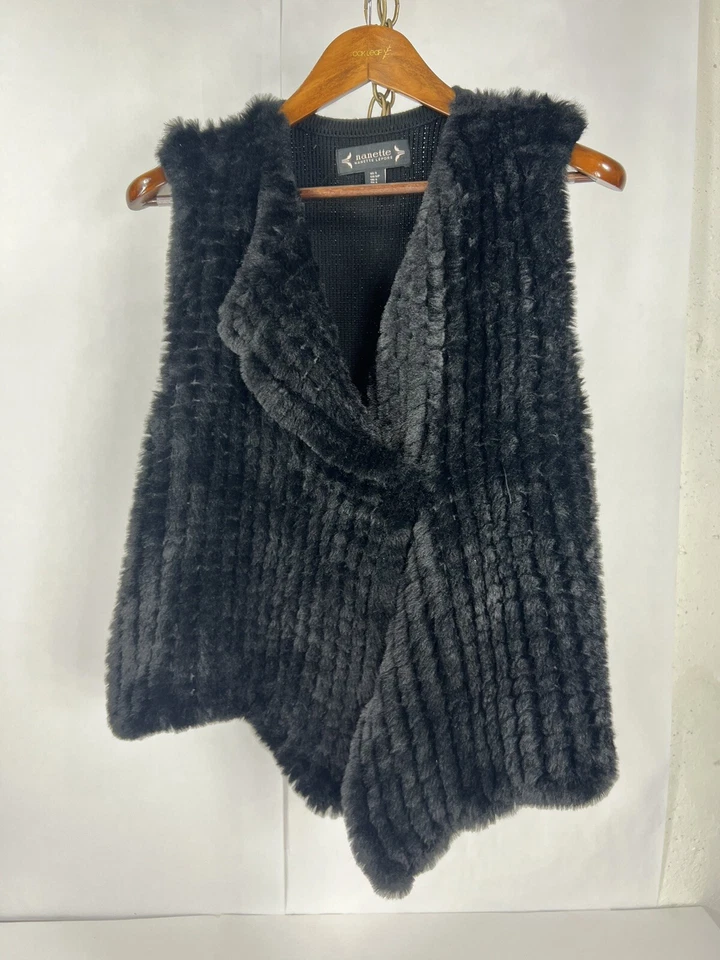 Nanette Lepore Women Vest Black Faux Fur Sleeveless Mob Wife  Asymmetrical Small - Image 2 of 4