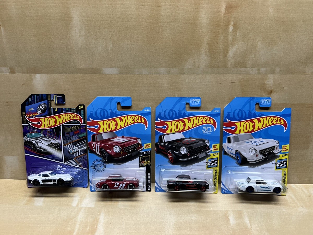 Hot Wheels Datsun Fairlady 2000 White Fifteen Kmart Black Red