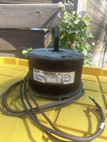 GE Goodman Janitrol Amana 1/12 HP 208-230v Condenser FAN MOTOR 5KCP39CFS300CS