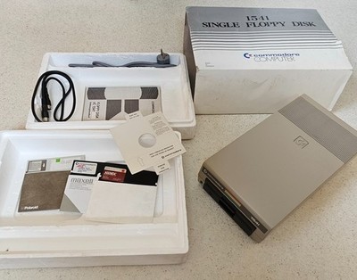 Commodore 1541 Single Floppy Disk, OVP, Strom + Serial Kabel, Diskette, Schutz,.