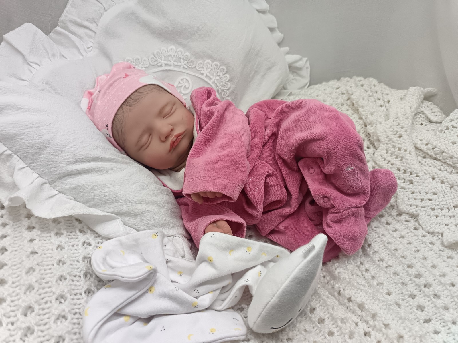 Bébé reborn Rosalie compagnon de thérapie idéal pour les séances de relaxation