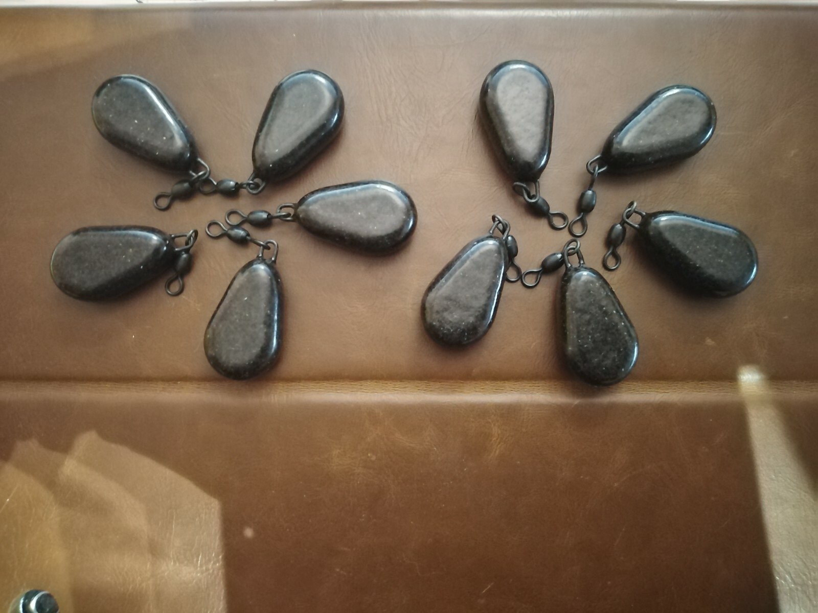 flat pear carp lead x 20 in 2 oz 5 colors all in matt black loops and