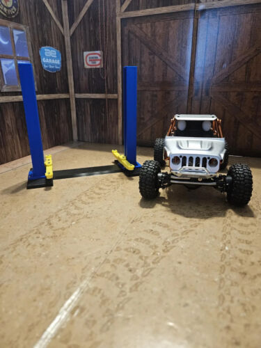 1/24 MICRO HOIST CAR LIFT AXIAL SCX24 B17 BETTY JL DEADBOLT C10 RC4WD CRAWLERS - Picture 2 of 2