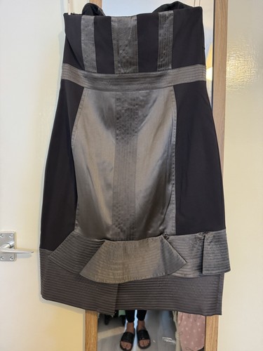 Gorgeous Karen Millen Dress Size 14. BNWT - Picture 2 of 3