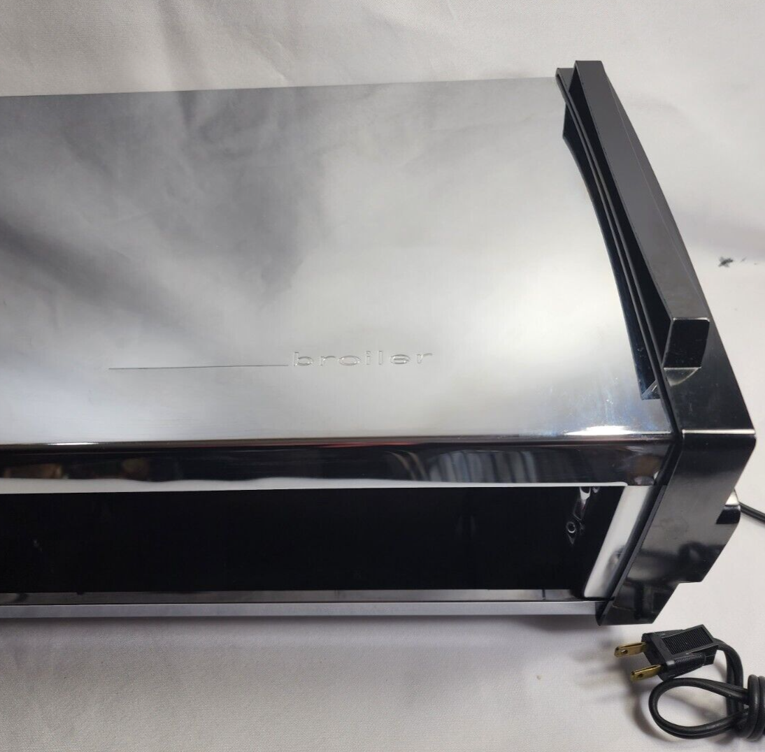 Vintage Toastmaster Tabletop Flip Over Reversible Broiler Toaster Oven