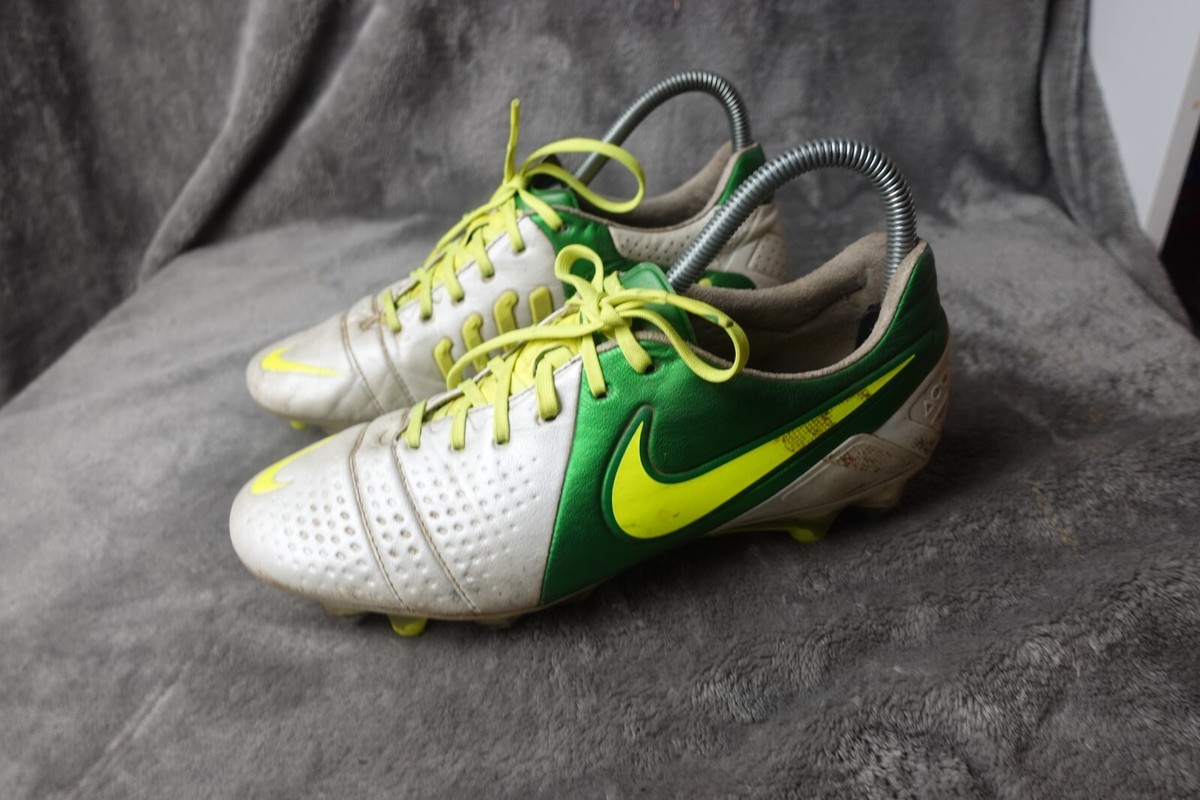 Nike CTR360 Maestri III ACC SG-PRO White/Volt/Court Green UK Nike CTR360 Maestri III ACC SG-PRO White/Volt/Court Green UK