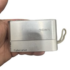 Sony Cyber-shot DSC-T70 8.1MP Digital Camera PLEASE READ