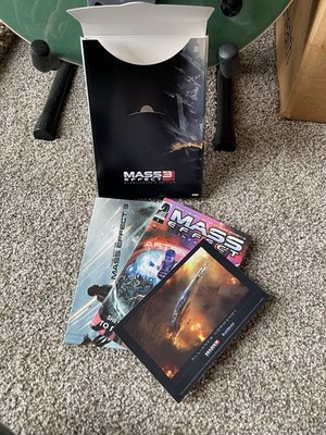 Mass Effect 3 -- N7 Collector's Edition (Sony PlayStation 3, 2012)