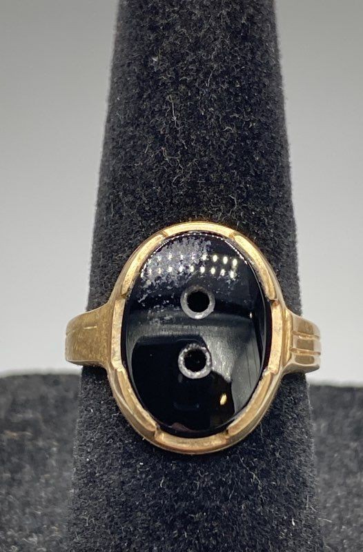 10k Yellow Gold Onyx Cocktail Ring 4.59 g