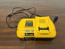 DEWALT DCB118 20V Lithium Ion 8Amp Fast Battery Charger