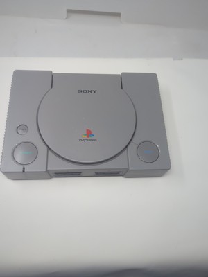 Sony PS1 PlayStation 1 Console Only SCPH-7501 Powers On But Does