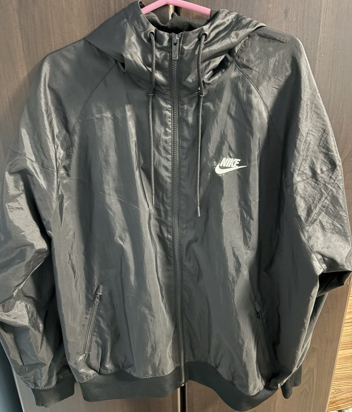 Nike Men's Black Windbreaker Jacket Hooded Full-Zip Nylon Size L Lightweight