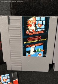 Super Mario Bros./Duck Hunt/Hogans Alley/ Light Gun Bundle for Nintendo NES