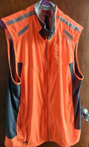 saucony running vest