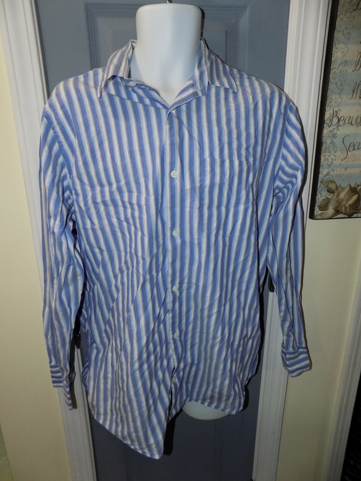 Banana Republic mens medium blue striped long sleeve dress shirt excellent condition