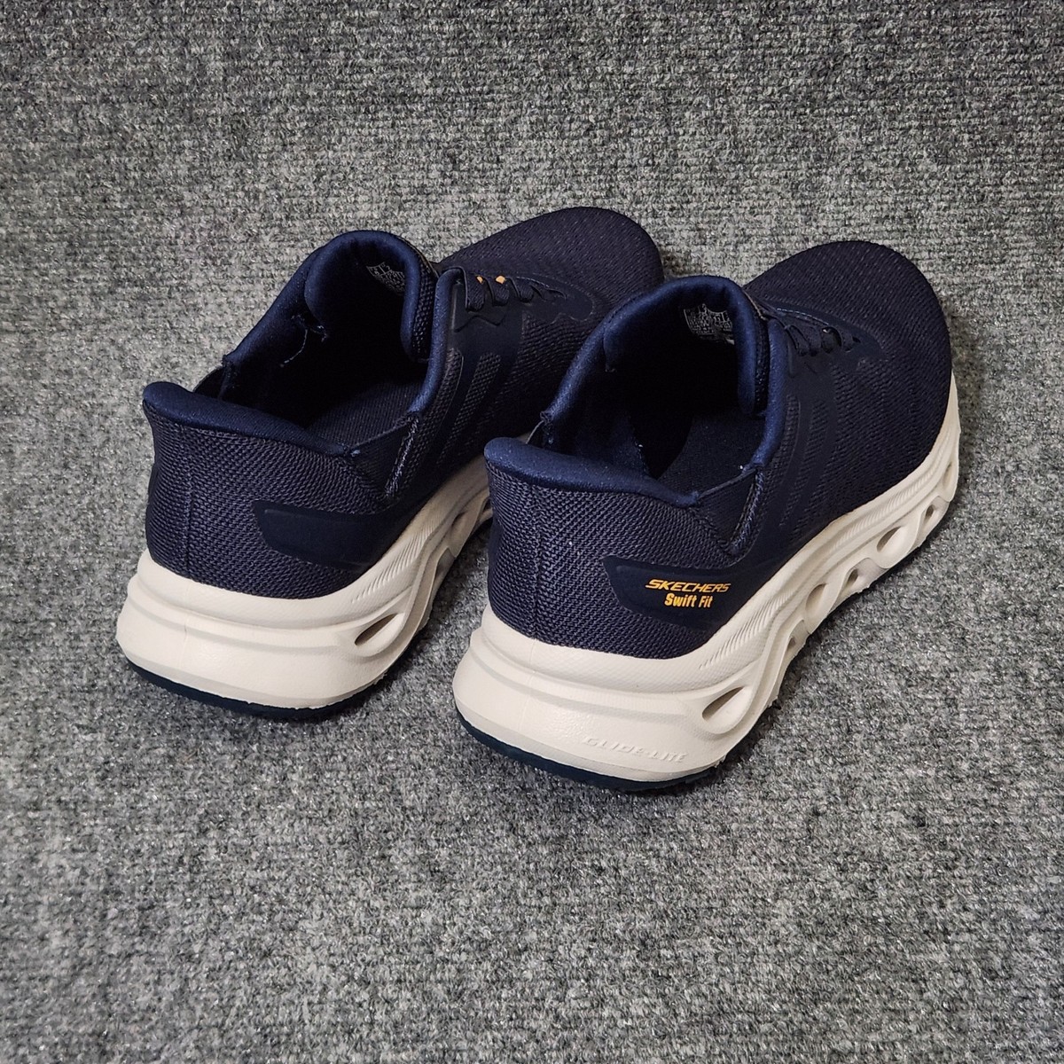 Skechers Glide Step-In Swift Fit Mens 8 Navy Hands Free Slip  display picture 2
