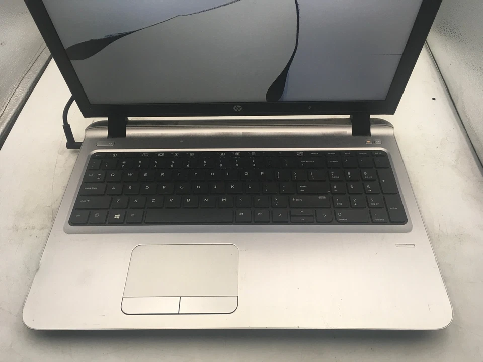 HP PROBOOK 455 G3 - FOR PARTS/REPAIR - AMD A8 QUAD CORE - NO RAM -READ DESC- BB - Image 3 of 4