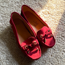 UGG Women’s Red Suede Loafer Flats Slip-On Round Toe 6.5 M Lace Eyelet