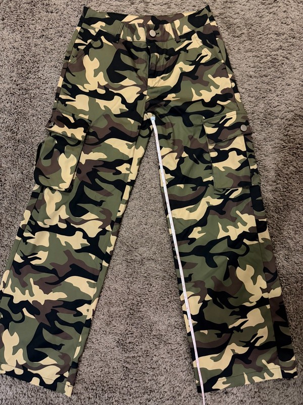 SHEIN XS Vibrant Military Camo Cargo 29" waist 26" inseam Excellent Condition
