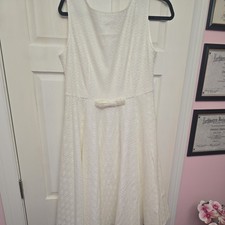 Beautiful Plus Size Wedding Dress Size XXL Knee Length - Never Worn