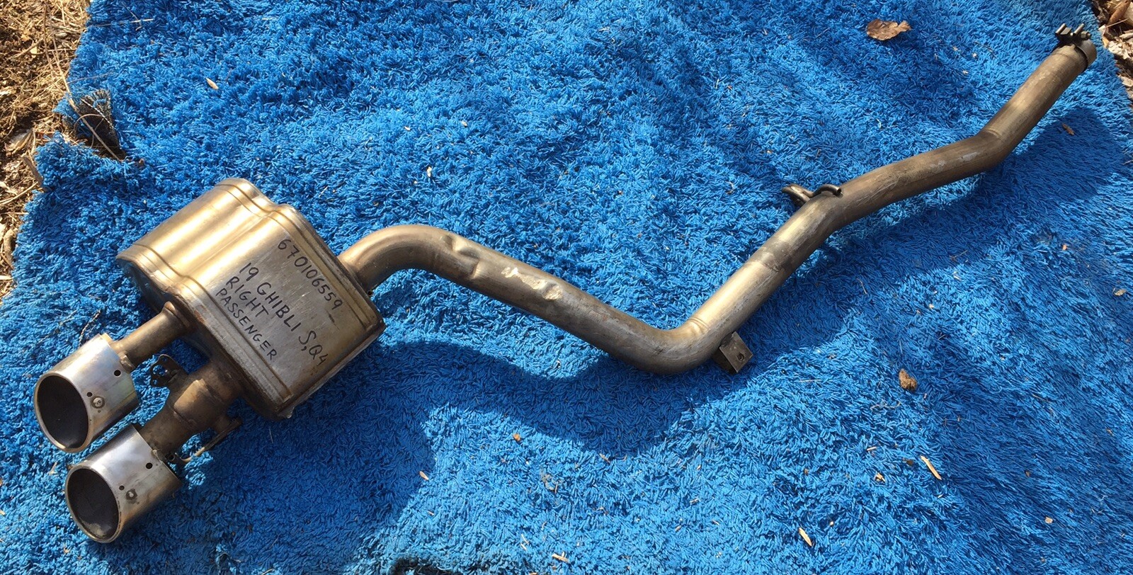 Maserati Ghibli 2015-2021 Right Muffler