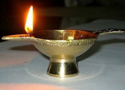 Set of 3 brass Diyas Chirag Oil Lamps for Diwali Gurupurab Navratra Hindu Puja - Picture 1 of 6