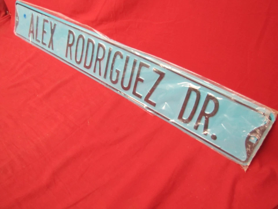Vintage NOS Alex Rodriguez Seattle Mariners Embossed Metal Street Sign 42" Long! - Image 3 of 4