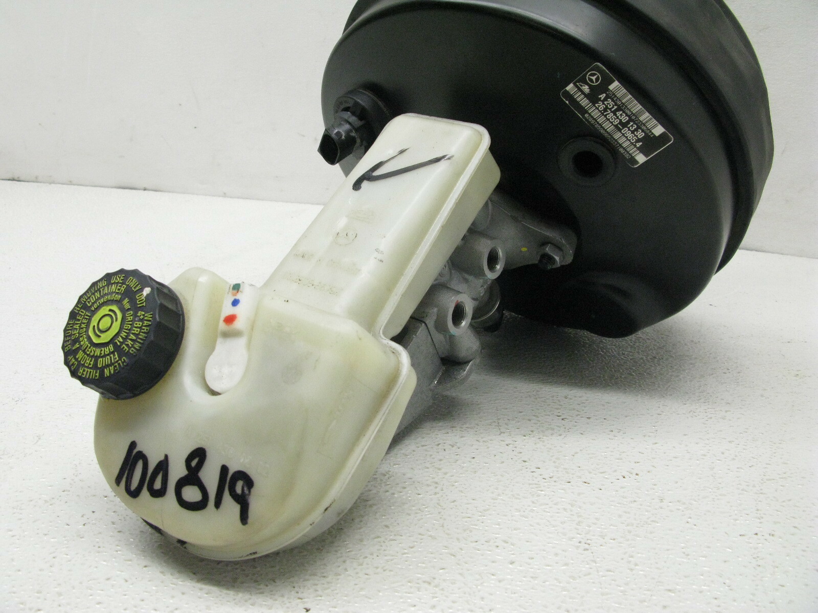 0607 MERCEDES ML350 R500 GL450 POWER BRAKE BOOSTER MASTER CYLINDER