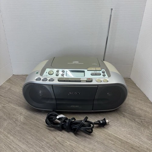 Vtg Sony CFD-S01 Stereo AM/FM Radio CD Player Cassette Portable Boombox Tested